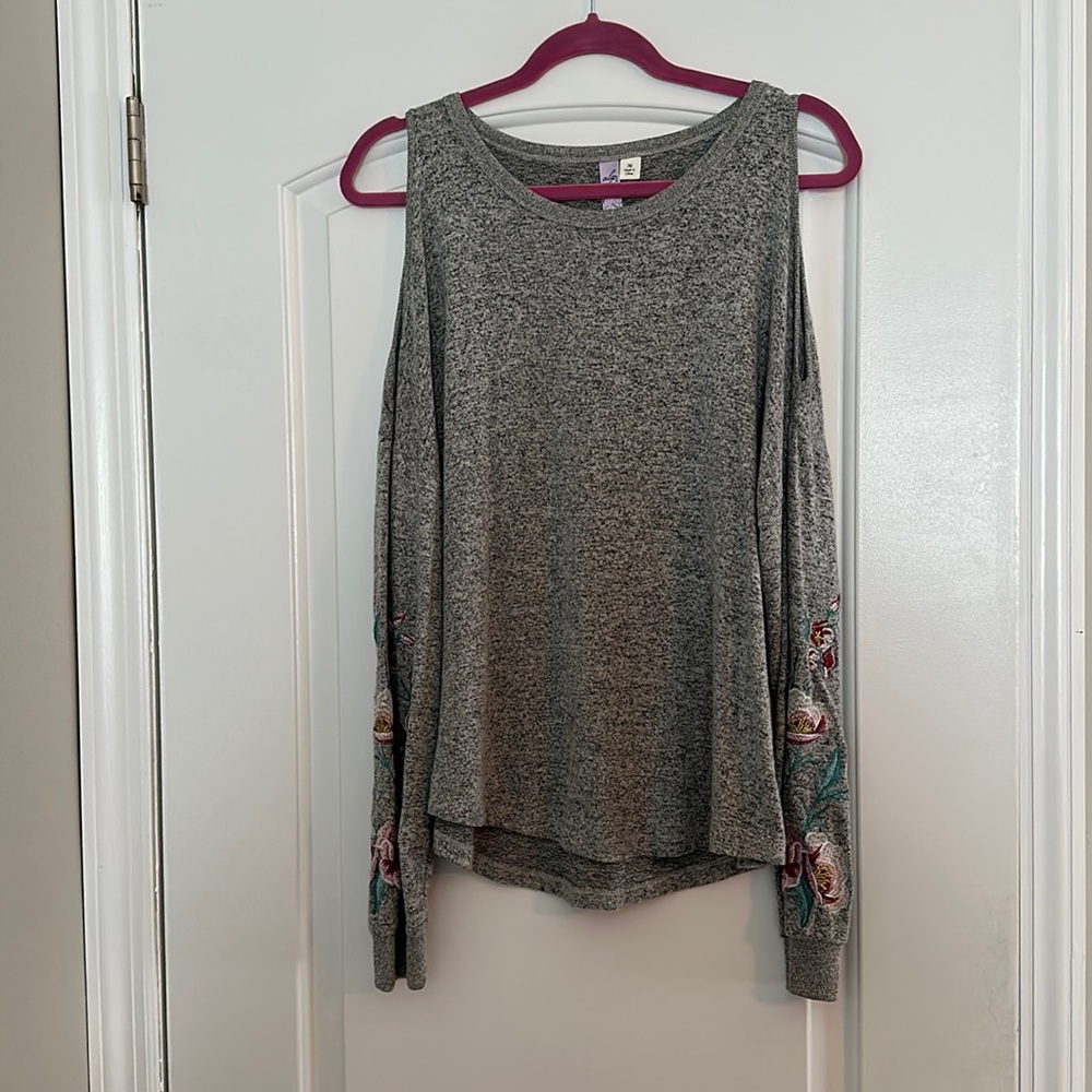 Alya | Open Shoulder Embroidered Top